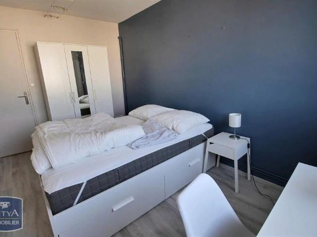 Appartement à louer 1 pièce 10.77m²