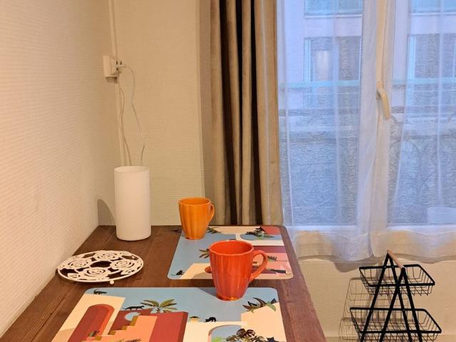 Appartement à louer 1 pièce • 11,89 m 2 Paris 19
