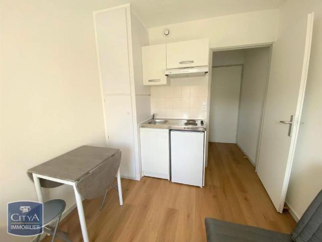 Appartement à louer 1 pièce 12.8m²
