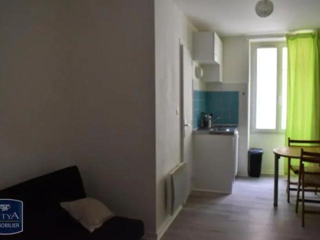 Appartement à louer 1 pièce 13.6m²