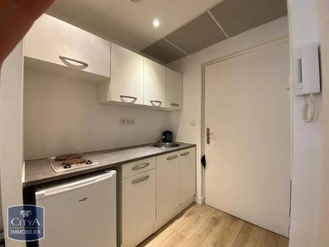 Appartement à louer 1 pièce 14.08m²