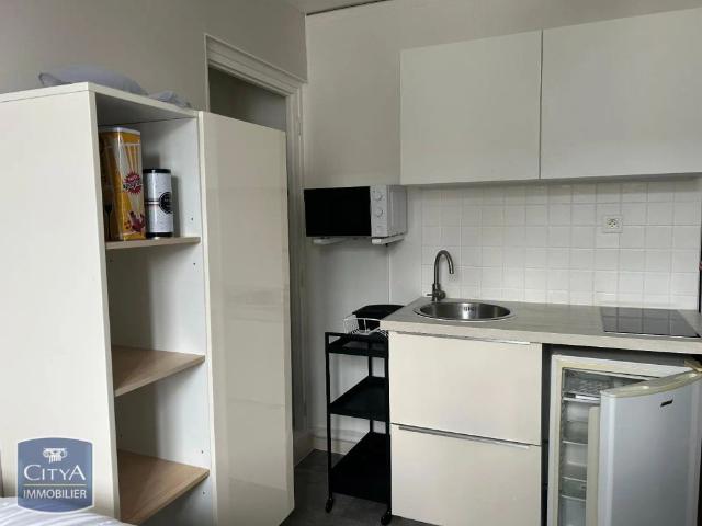 Appartement à louer 1 pièce 14.77m²