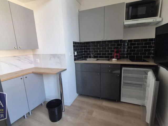 Appartement à louer 1 pièce 15.28m²