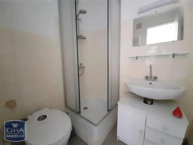 Appartement à louer 1 pièce 16.57m²