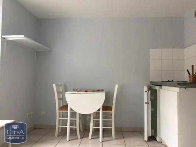 Appartement à louer 1 pièce 16.5m²