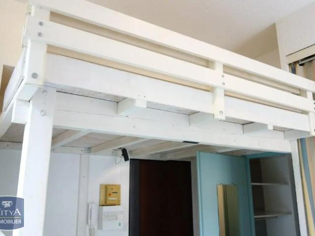 Appartement à louer 1 pièce 16.74m²