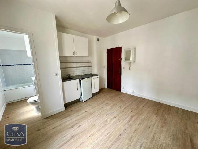 Appartement à louer 1 pièce 16.78m²