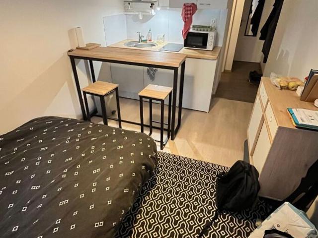 Appartement à louer 1 pièce 16 m