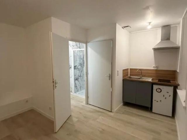 Appartement à louer 1 pièce 17.76m²