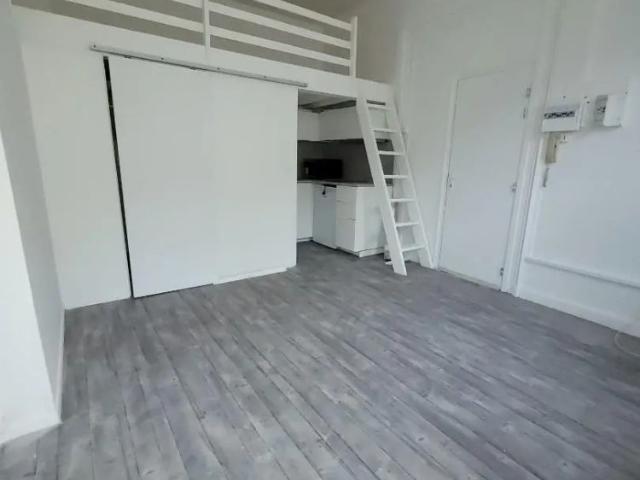 Appartement à louer 1 pièce 18.6m²