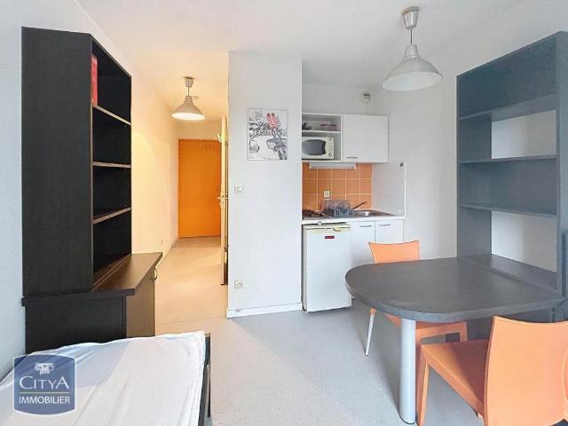 Appartement à louer 1 pièce 18.6m²