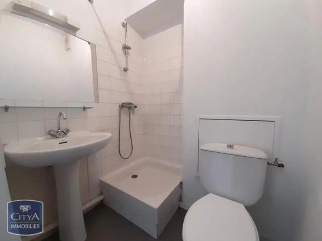 Appartement à louer 1 pièce 18.72m²