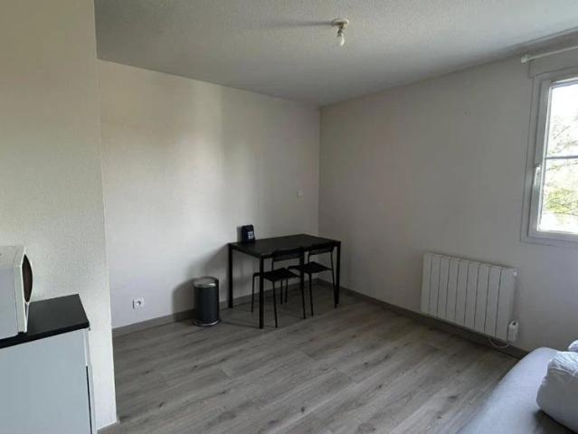 Appartement à louer 1 pièce 18.92m²