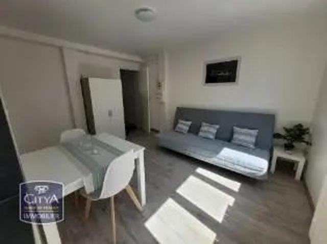 Appartement à louer 1 pièce 20.7m²