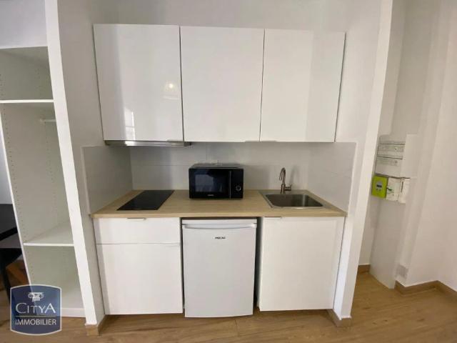 Appartement à louer 1 pièce 20.65m²