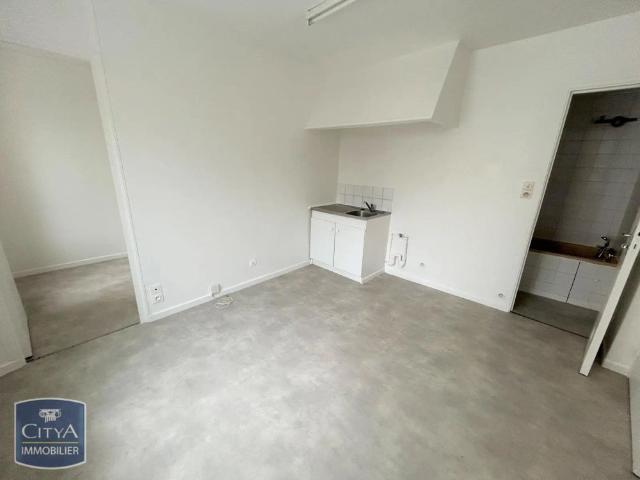Appartement à louer 1 pièce 20.71m²