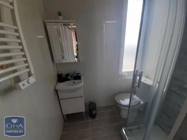 Appartement à louer 1 pièce 21.68m²