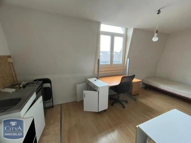Appartement à louer 1 pièce 21.74m²