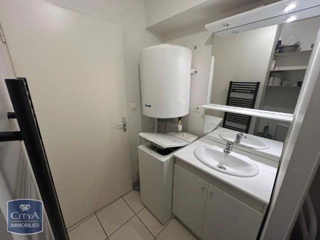 Appartement à louer 1 pièce 21.75m²