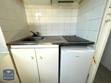 Appartement à louer 1 pièce 21.79m²