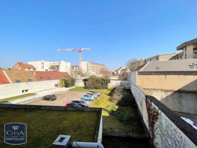 Appartement à louer 1 pièce 21.84m²