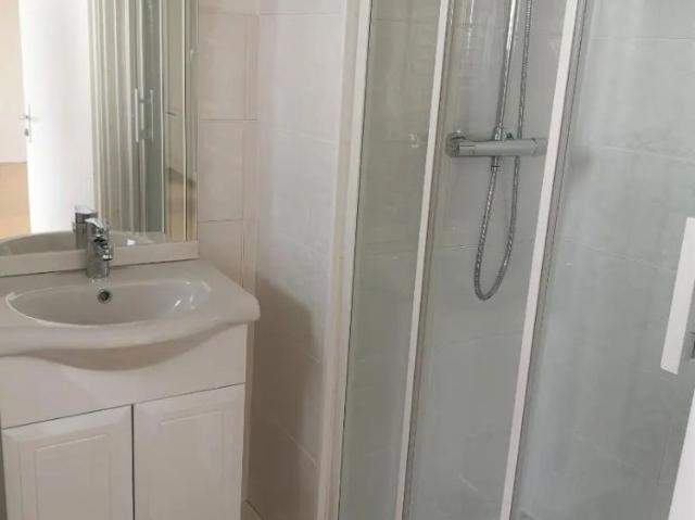Appartement à louer 1 pièce 21.9m²