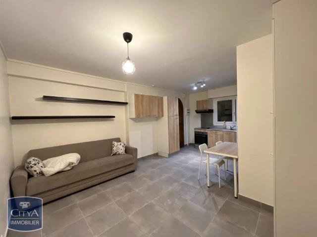 Appartement à louer 1 pièce 22.26m²