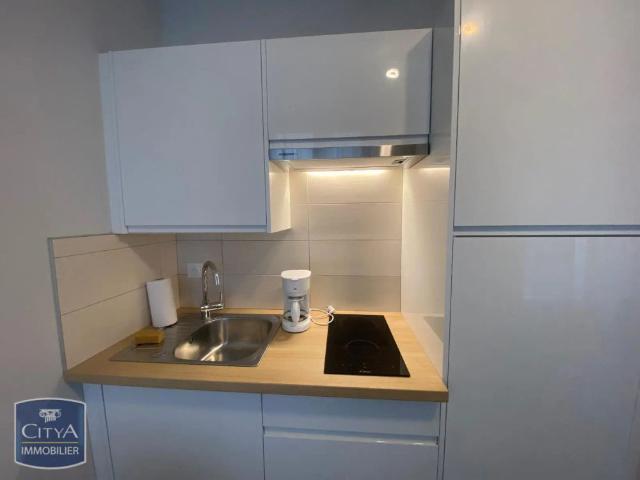 Appartement à louer 1 pièce 22.48m²