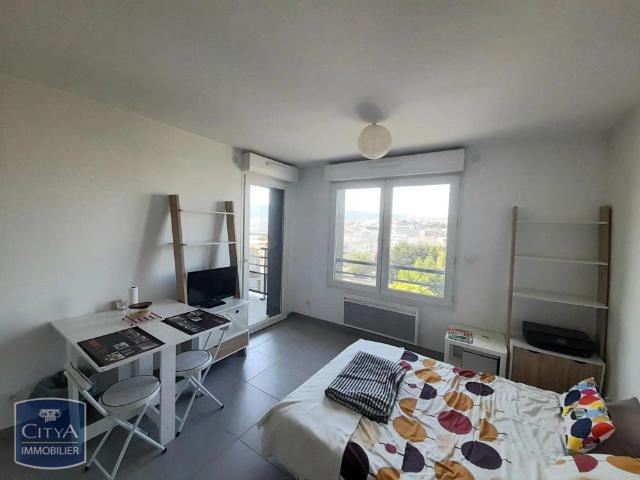 Appartement à louer 1 pièce 22.9m²