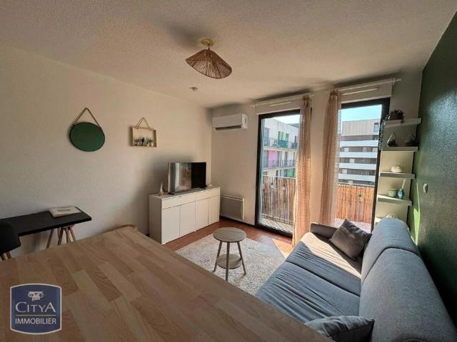 Appartement à louer 1 pièce 23.42m²