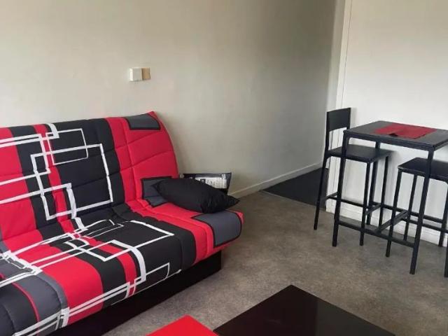 Appartement à louer 1 pièce 23.57m²
