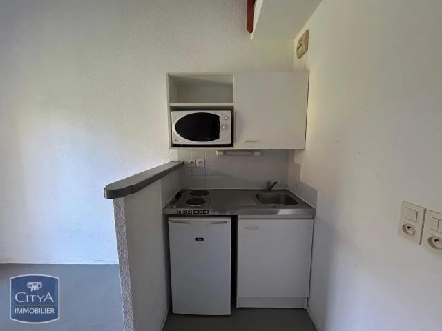 Appartement à louer 1 pièce 23.75m²
