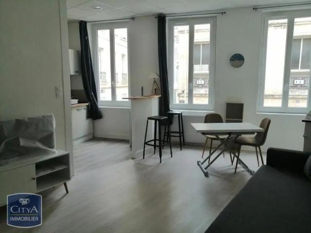 Appartement à louer 1 pièce 24.24m²