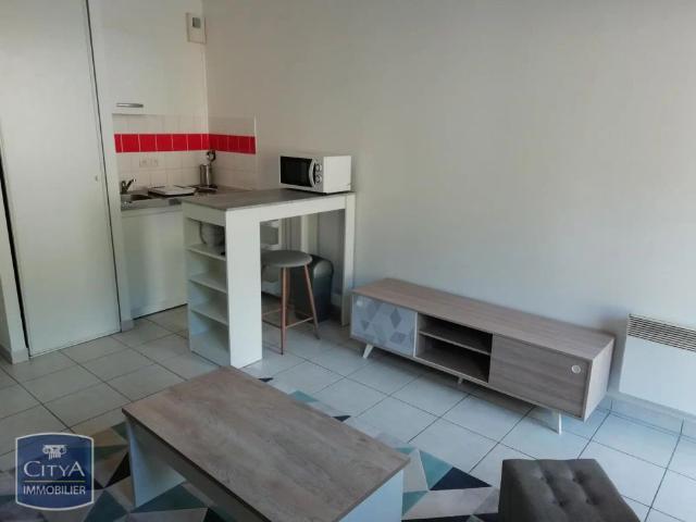 Appartement à louer 1 pièce 24.31m²