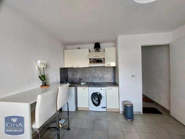 Appartement à louer 1 pièce 24.37m²