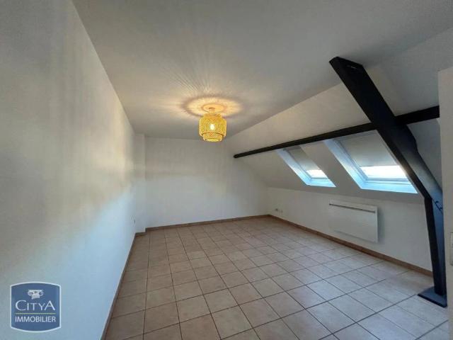 Appartement à louer 1 pièce 24.37m²