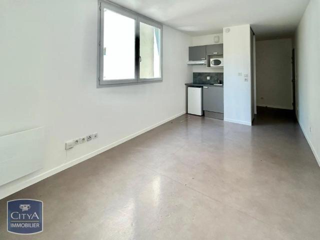 Appartement à louer 1 pièce 24.38m²