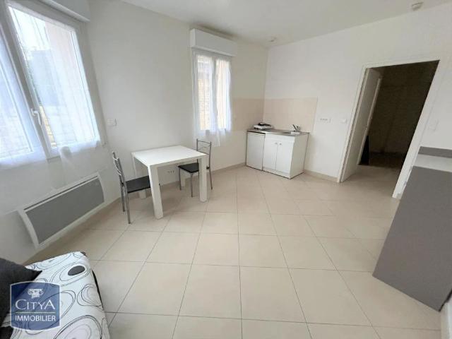 Appartement à louer 1 pièce 24.66m²