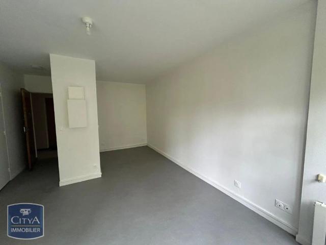 Appartement à louer 1 pièce 24.69m²