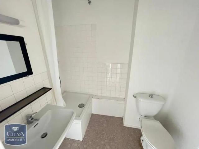 Appartement à louer 1 pièce 24.76m²