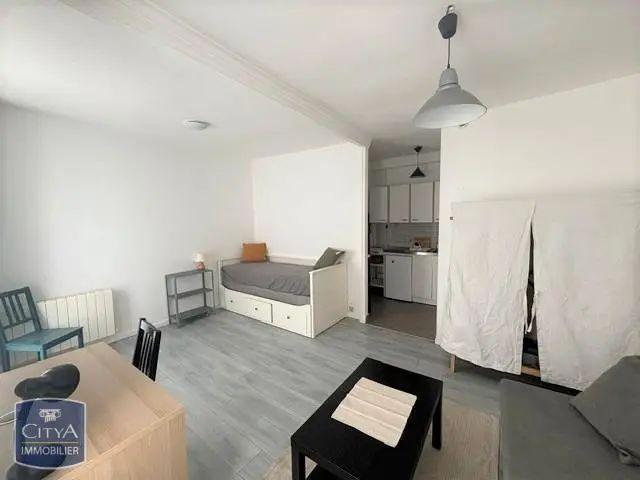 Appartement à louer 1 pièce 24.9m²