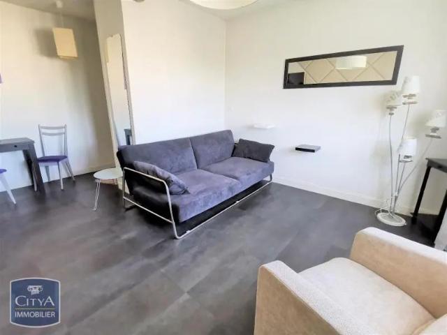 Appartement à louer 1 pièce 24m²