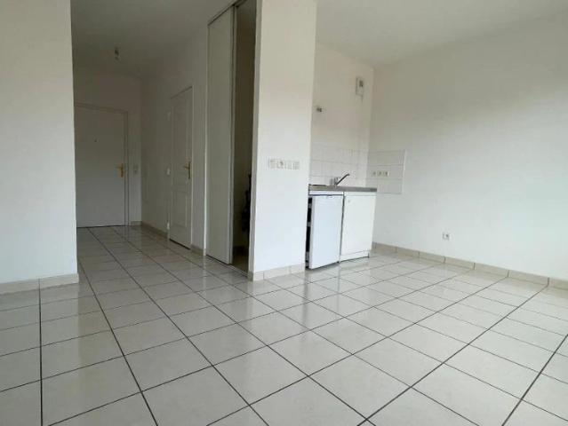 Appartement à louer 1 pièce 25.3m²