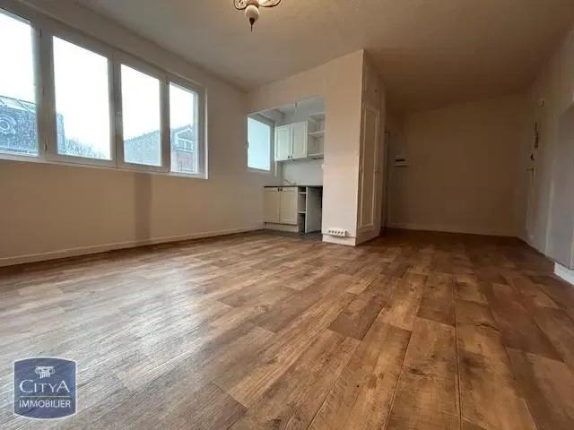 Appartement à louer 1 pièce 25.06m²