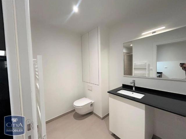 Appartement à louer 1 pièce 25.12m²