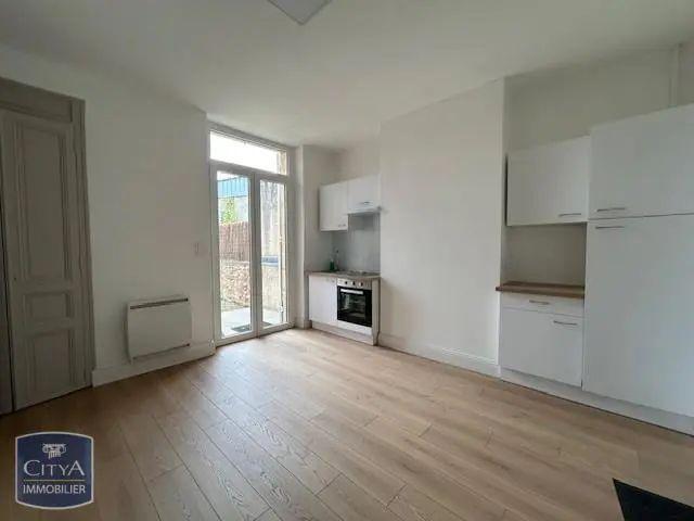 Appartement à louer 1 pièce 25.68m²