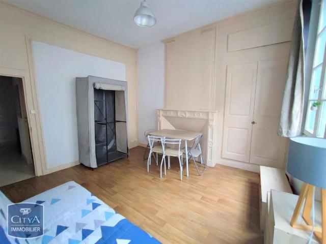 Appartement à louer 1 pièce 25.76m²