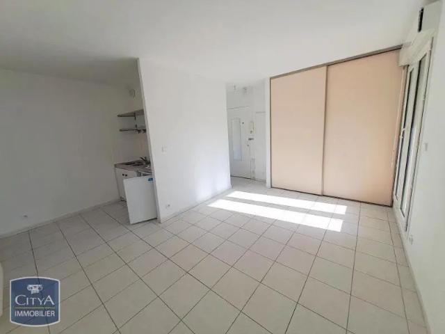 Appartement à louer 1 pièce 25m²