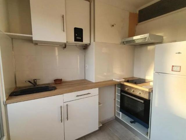 Appartement à louer 1 pièce 25m²