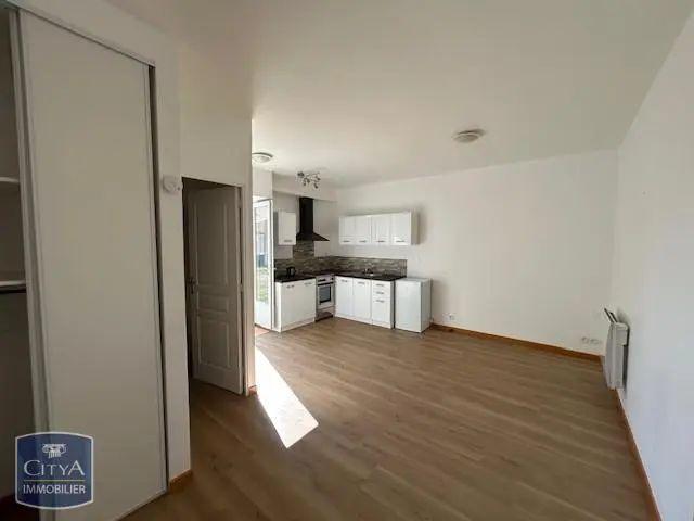 Appartement à louer 1 pièce 25m²